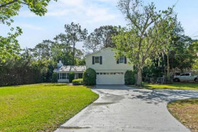 Luxury house on the Lake near Universal Studious